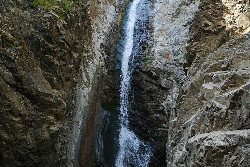 Millomeris waterfall