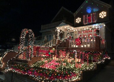 New York City: Dyker Heights Christmas Lights Tour