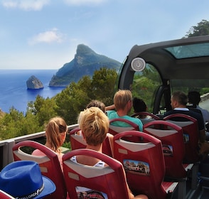 Formentor: Excursión en Autobús y Barco Xperience Cabrio desde el Norte