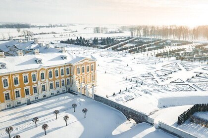 Gruppetur: Hill of Crosses, Rundale Palace og Bauska Castle