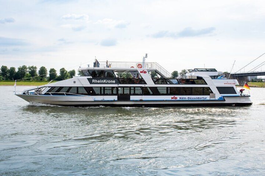Düsseldorf Sightseeing round-trip Cruise