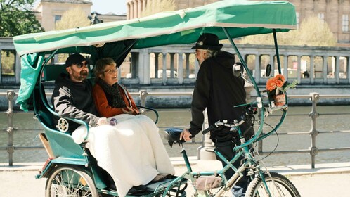 Rickshaw privé Berlin Highlights et secrets entre les deux