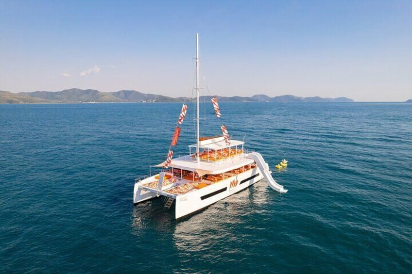 New Design - Large sailing catamaran