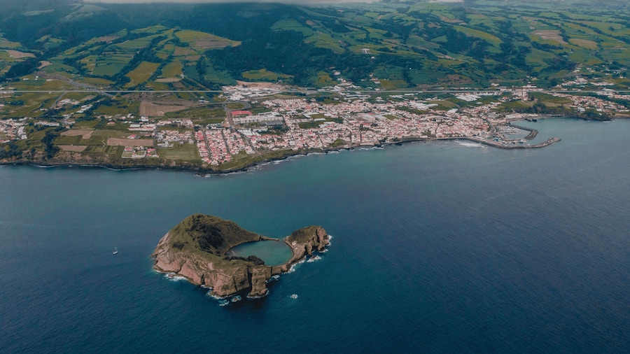 Boat Tour around Vila Franca do Campo Islet in Azores
