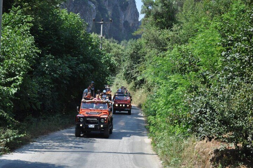 Full-Day Alanya Jeep Safari to Taurus Mountains Guided Tour