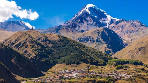 Tbilisi: Kazbegi Full-Day Group Tour