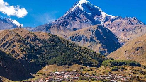 Tbilissi : Excursion d'une journée en groupe à Kazbegi