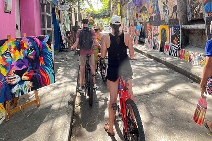 BICICLETADA y ALMUERZO EN SPOT FAVORITO de ANTHONY BOURDAIN