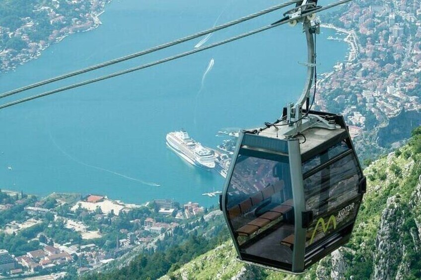 Private Tour Cable car -Kotor- Perast- our Lady of the Rocks 