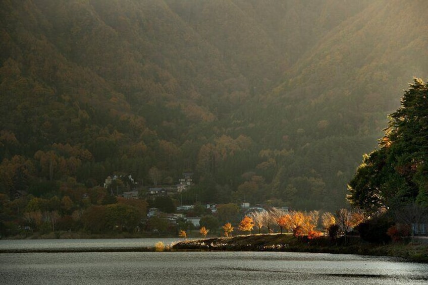 Private Motorcycle Day Tour to Fuji and Hakone: Onsen and Nature