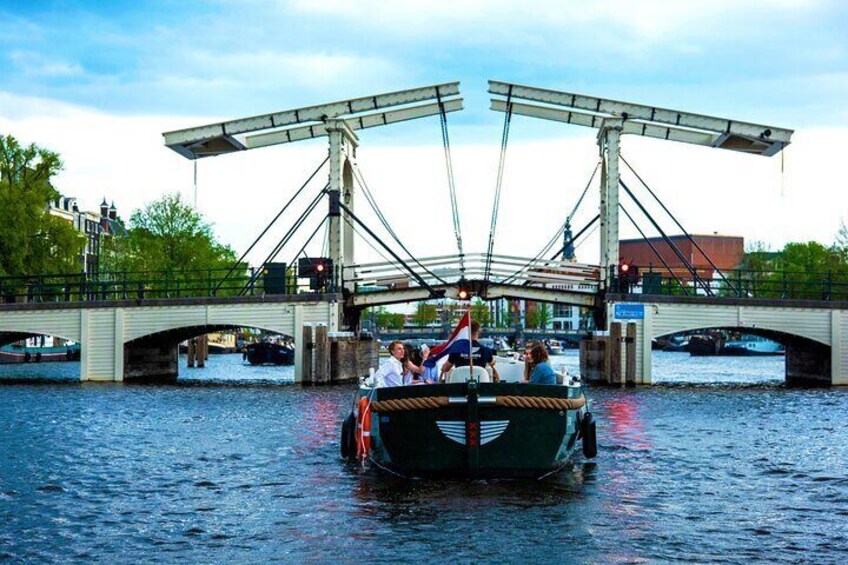 Amsterdam Newest Canal Cruise with local guide and small group