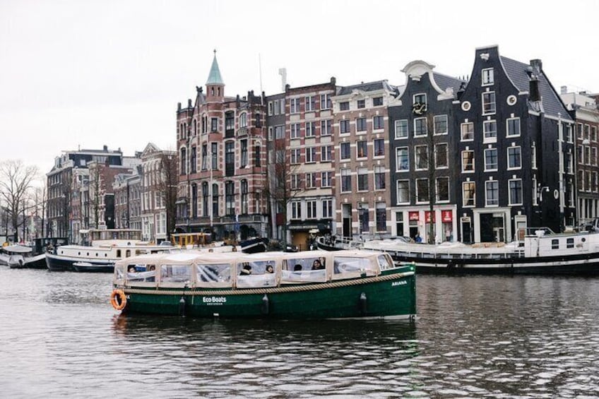 Amsterdam Newest Canal Cruise with local guide and small group