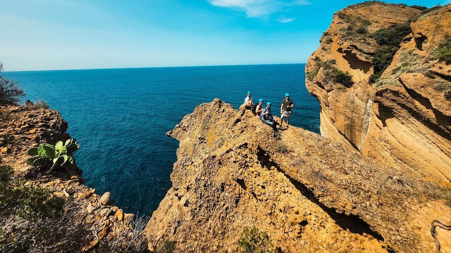 La Ciotat: Half-Day Trou Souffleur Rappel & Abseil Adventure