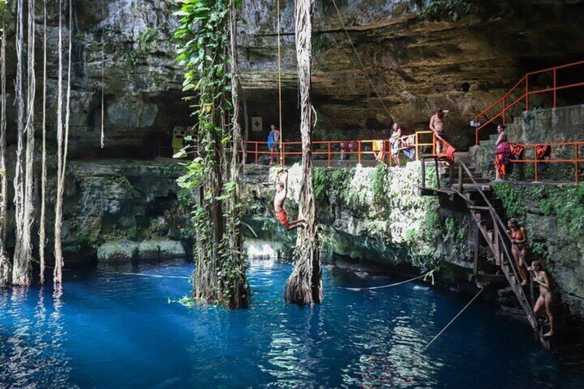 Mayan Adventure with Chichen Itzá, Cenote and Valladolid