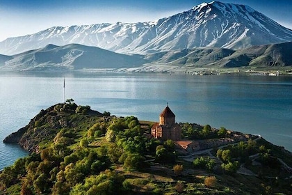 Day Tour: Lake Sevan, Dilijan, Haghartsin, Goshavank from Yerevan