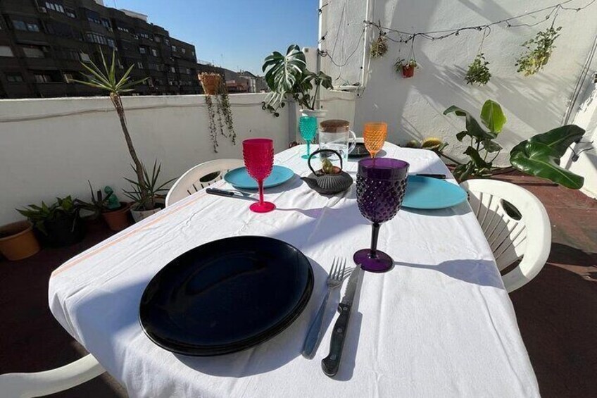 Paella Cooking Class on a Splendid Terrace in the Sun in Valencia