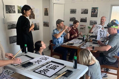 Calligraphy Class for Beginners in a Century-old Japanese House