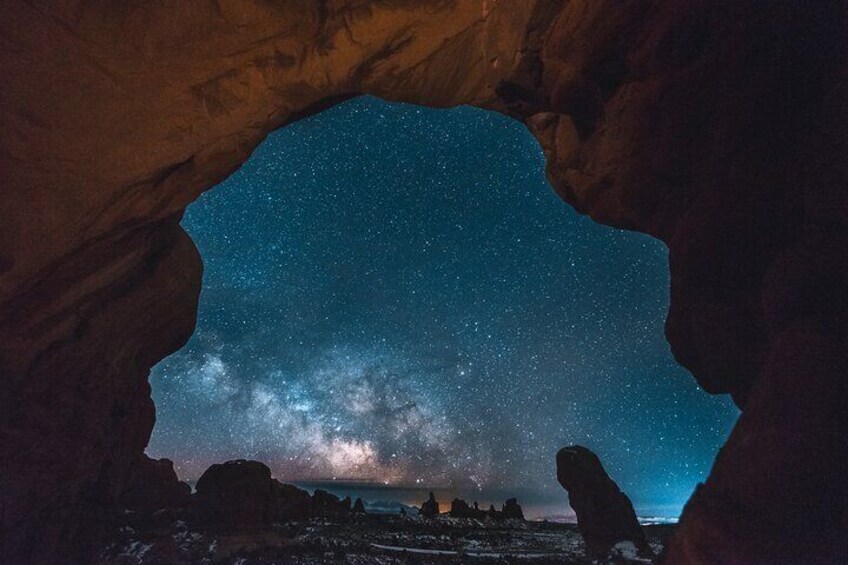 Private Photo and Hiking tour to the Windows Section Arches NP