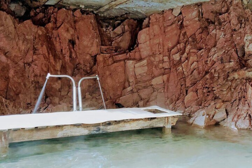 Visit to Potrerillos with an afternoon at Termas Cacheuta Spa in Mendoza