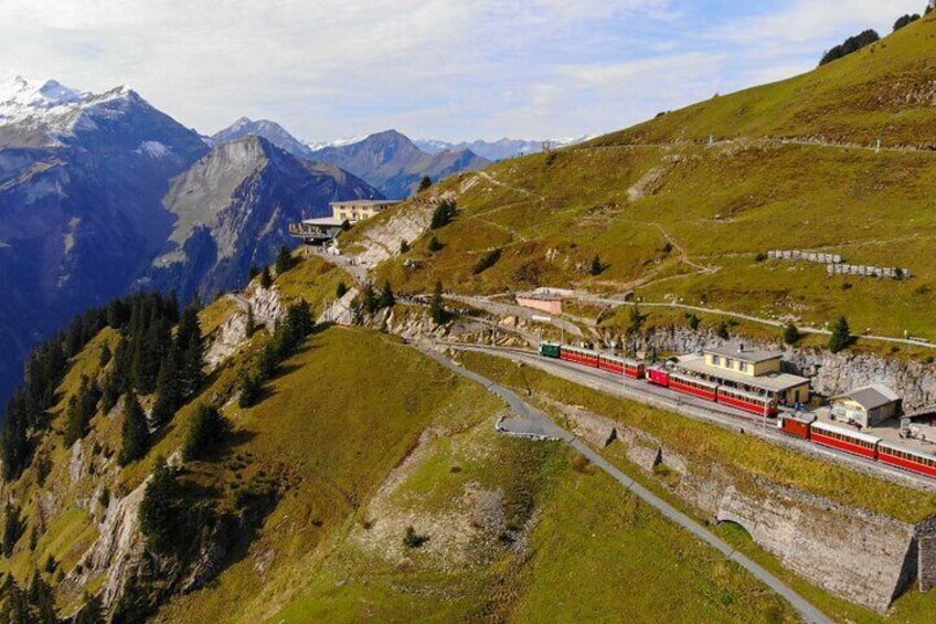 Private Mountain Tour and Hike from Bern