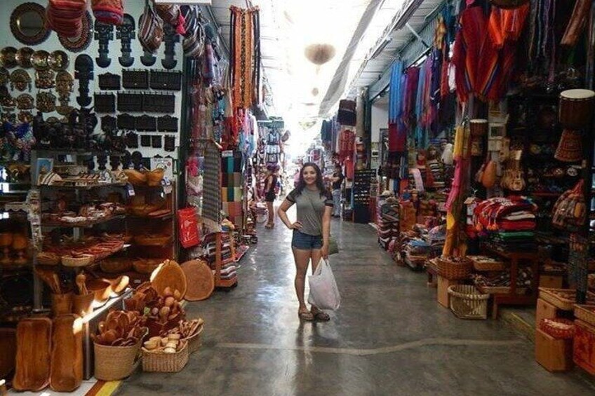 3 Hours Panoramic Tour in Punta Cana with Artisan Market