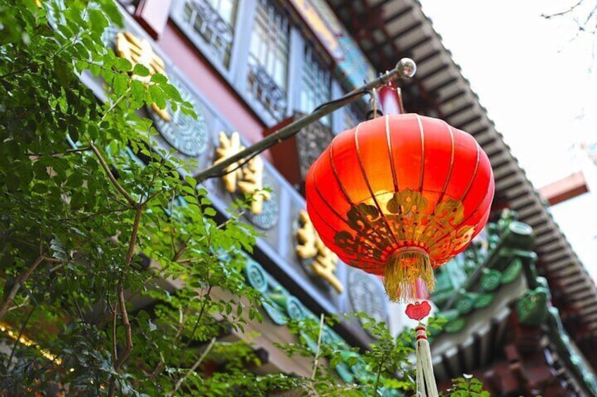 Yokohama Chinatown: Eat and Walking Tour