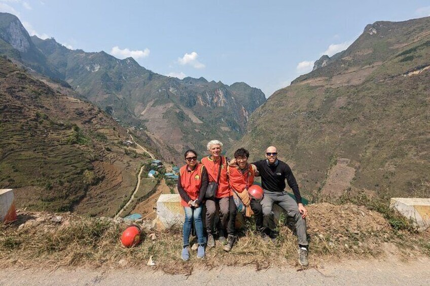 Ha Giang Loop - 6 Days Ride in Ban Gioc Waterfall and Ba Be Lake 