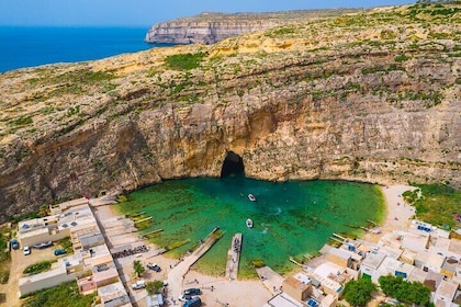 From Malta: Gozo Jeep Tour with Lunch and Hotel Transfers