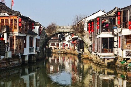 Zhujiajiao Water Town: Boat Ride, Opt for Hands-on Dumpling Meal