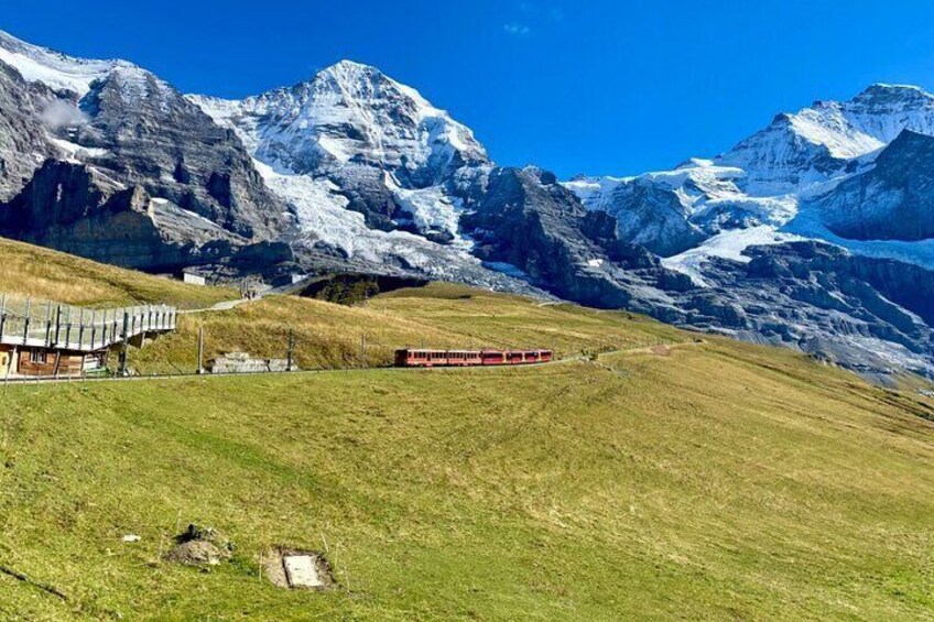 Jungfrau's Region and Lauterbrunnen Private Tour from Interlaken