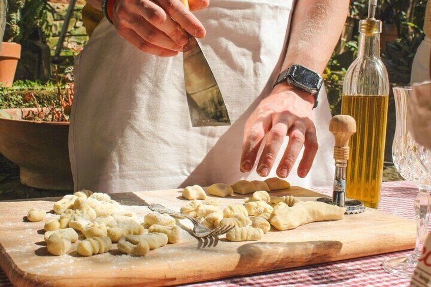 Authentic cooking class on a farm with a view of Sorrento.