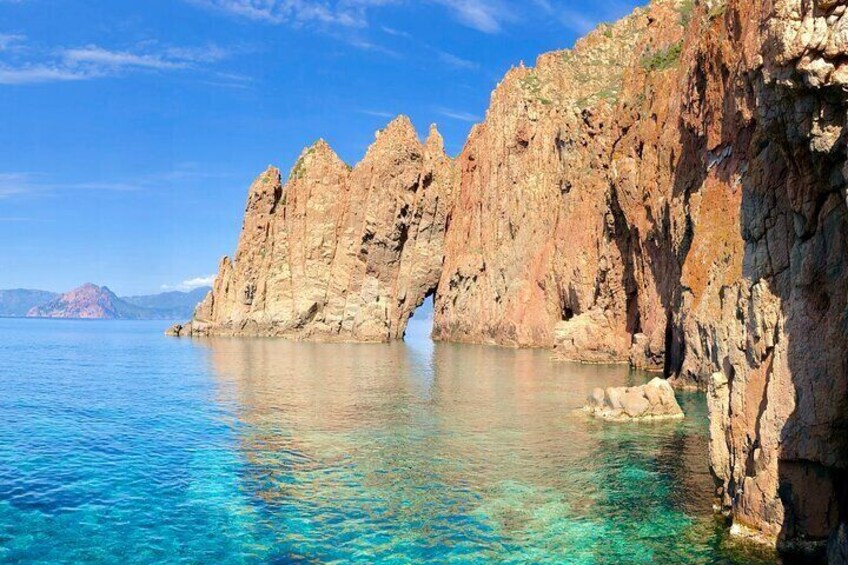 Cruise to the Calanques of Piana by boat from Sagone or Cargèse