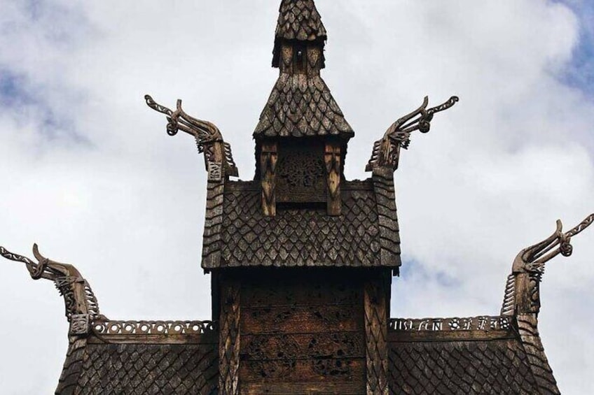 Shared Guided Tour in Borgund Stave Church and Vindhella