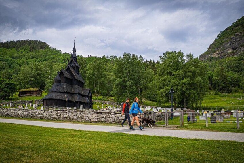 Shared Guided Tour in Borgund Stave Church and Vindhella