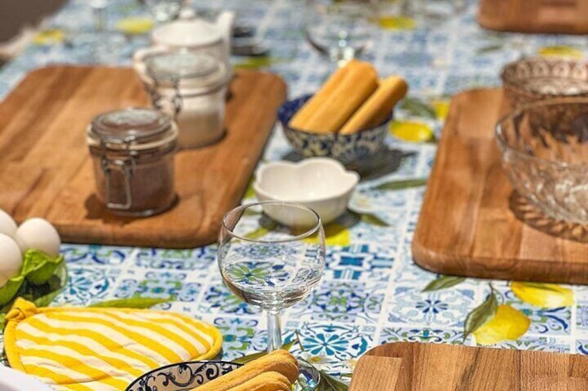 Fresh pasta and Limoncello course in a lemon grove 