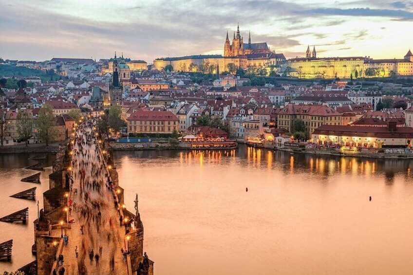 Private Guided Day Tour from Berlin to Prague