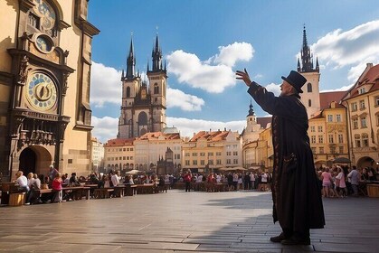 Private Guided Day Tour from Berlin to Prague