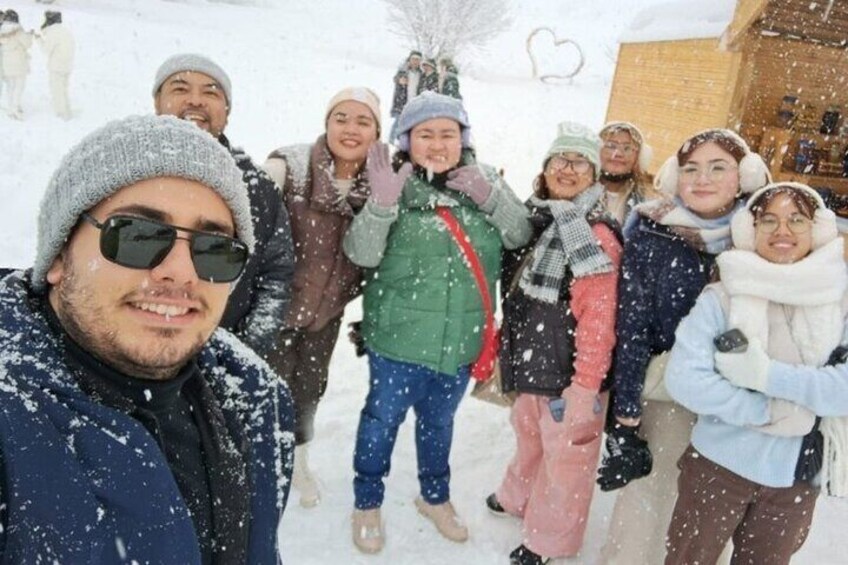 Shared Tour to Mount Kazbegi with Licensed Guide