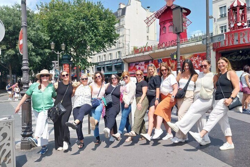 Half Day Walking Tour to Over 30 of the Top Sights of Paris