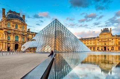 Le Grand Tour - Half Day Walking Tour: all the main sites!