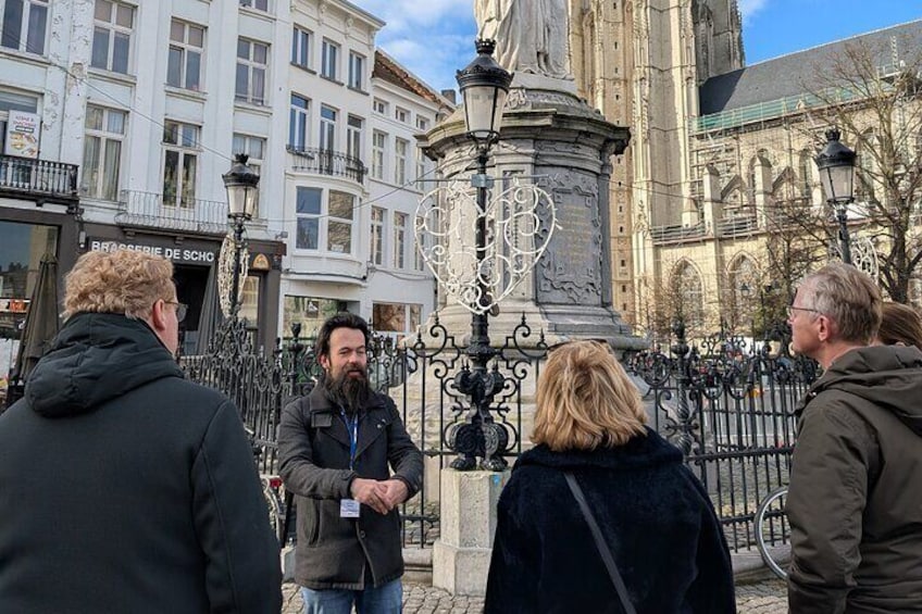 Who is the "Great Lady" of Mechelen? And what makes her town hold such a special position? Come and find out!