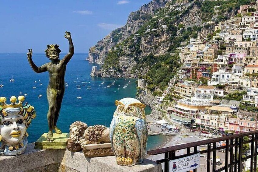 From Naples The beauty of the Amalfi Coast between fashion and food