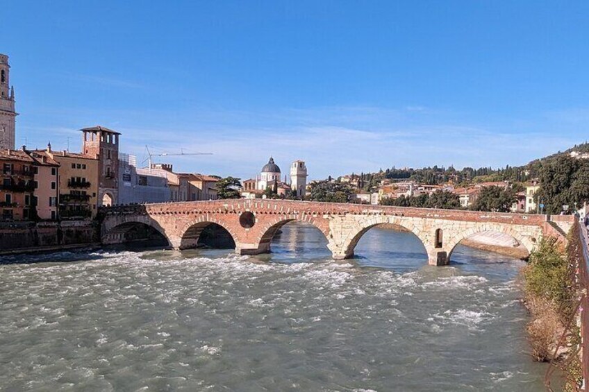 Ponte Pietra