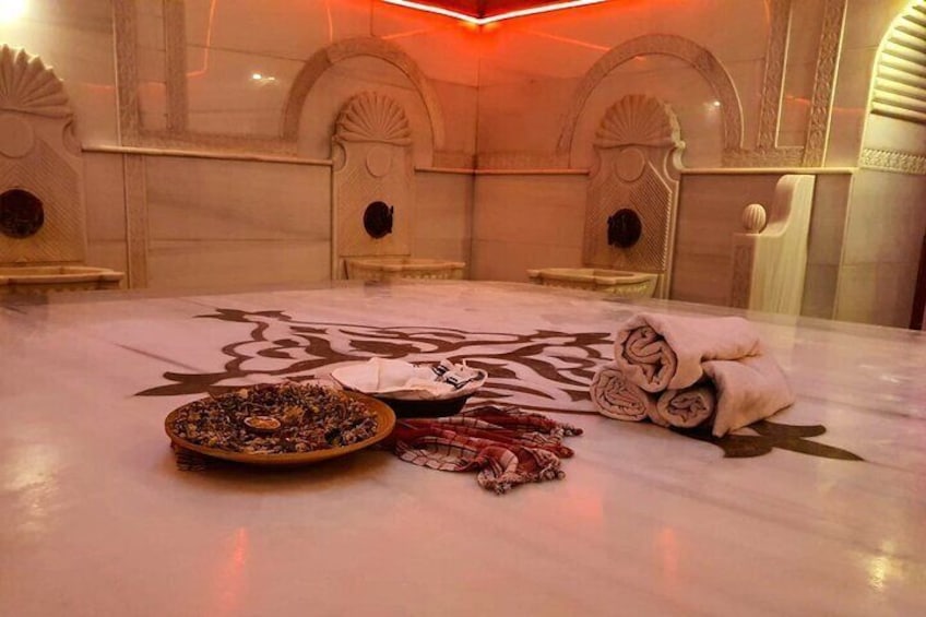 Istanbul : Historical Turkish Bath Experience in Old City