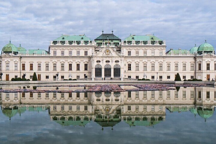 3 hour private tour in Vienna with private car