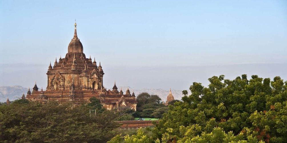 Picture 2 for Activity Bagan: Sunset Dinner at Bagan Viewing Tower