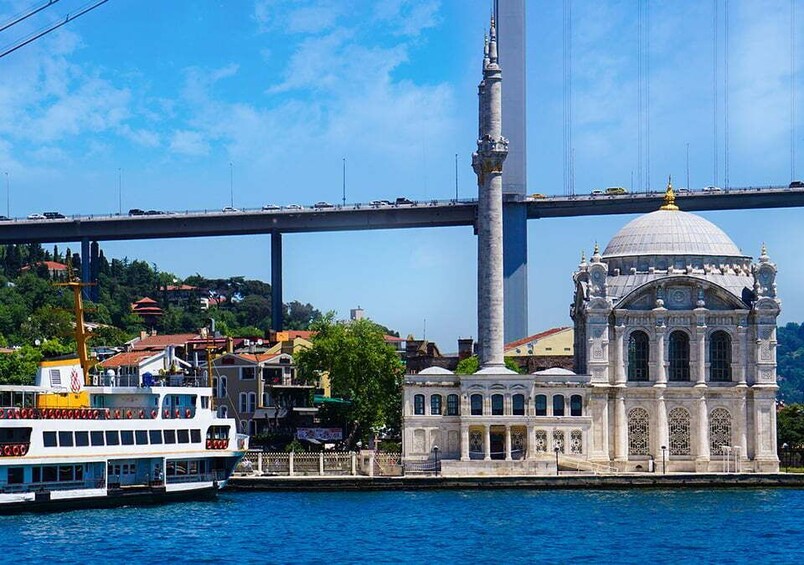 Picture 9 for Activity Istanbul: Bosphorus Sightseeing Cruise with Sunset Option