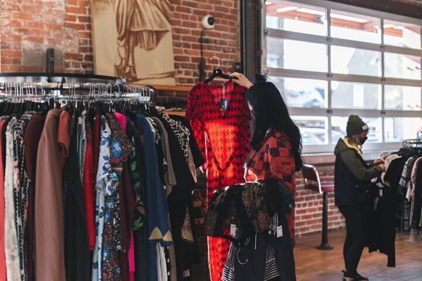 New York Thift, Outlet, and Consignment Shopping Tour