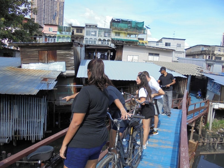 Amazing Bangkok Morning Bike Tour