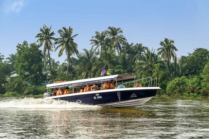 Ho Chi Minhistä: Cu Chi Tunnelit ja VIP Speedboat Tour (pikavene)